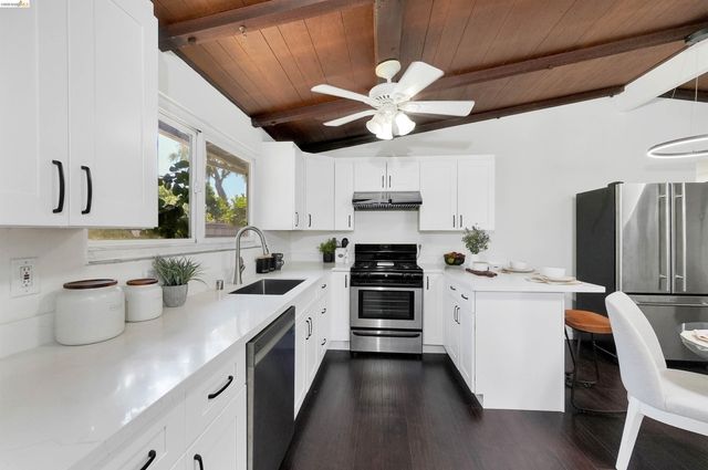 27488 Bahama Ave, Hayward, CA 94545