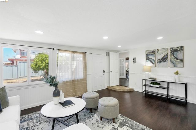 27488 Bahama Ave, Hayward, CA 94545