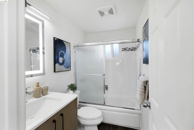 27488 Bahama Ave, Hayward, CA 94545