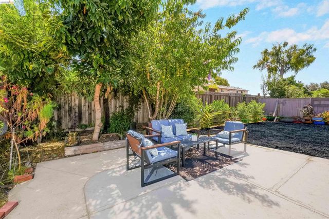 27488 Bahama Ave, Hayward, CA 94545