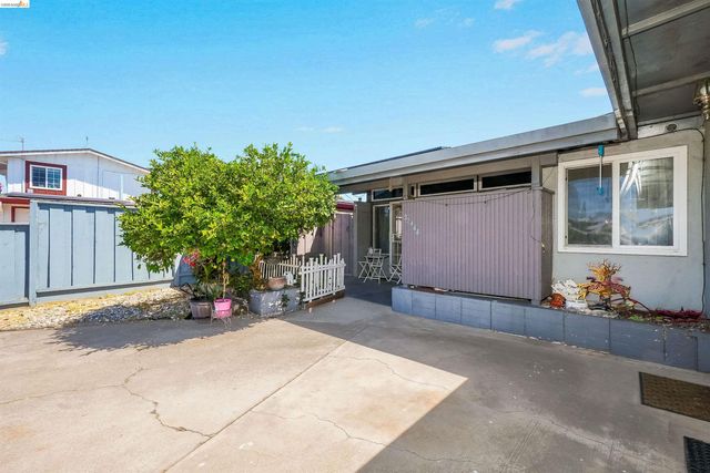 27488 Bahama Ave, Hayward, CA 94545