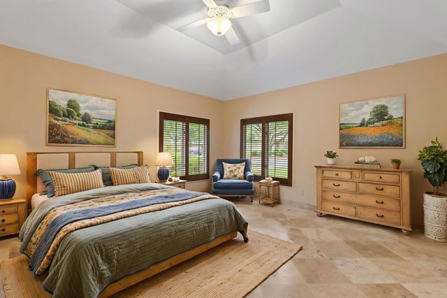 1927 Clubhouse Hill DR 14, Spicewood, TX 78669