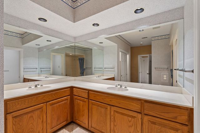 1927 Clubhouse Hill DR 14, Spicewood, TX 78669