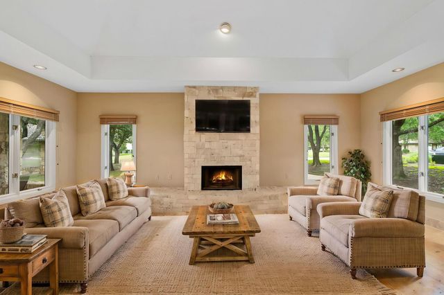 1927 Clubhouse Hill DR 14, Spicewood, TX 78669
