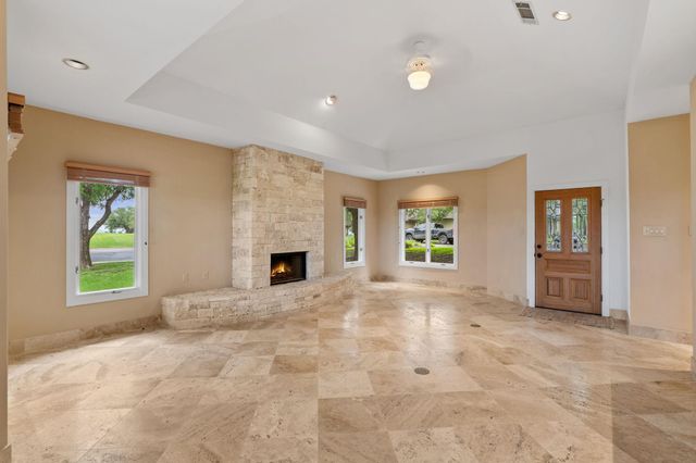 1927 Clubhouse Hill DR 14, Spicewood, TX 78669