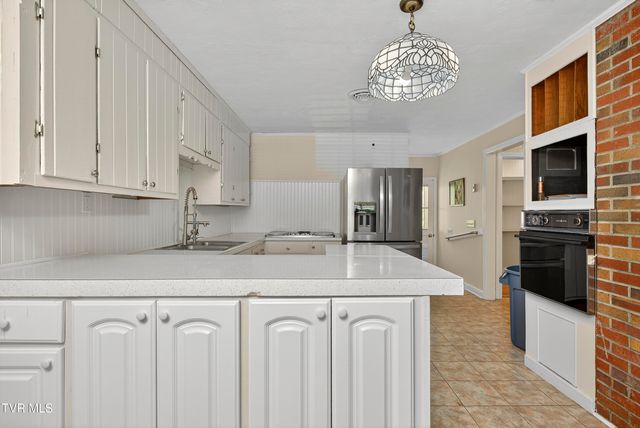 19260 Mercedes Drive, Abingdon, VA 24210