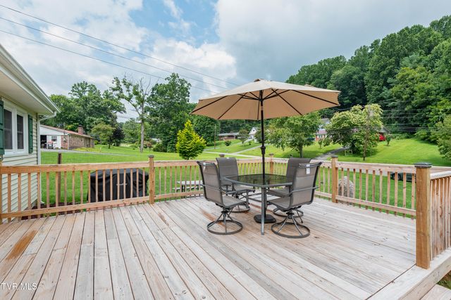 19260 Mercedes Drive, Abingdon, VA 24210