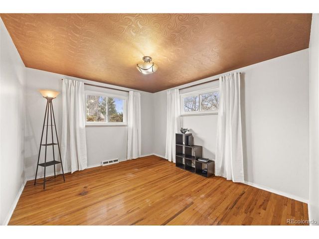 6171 Hoyt St, Arvada, CO 80004