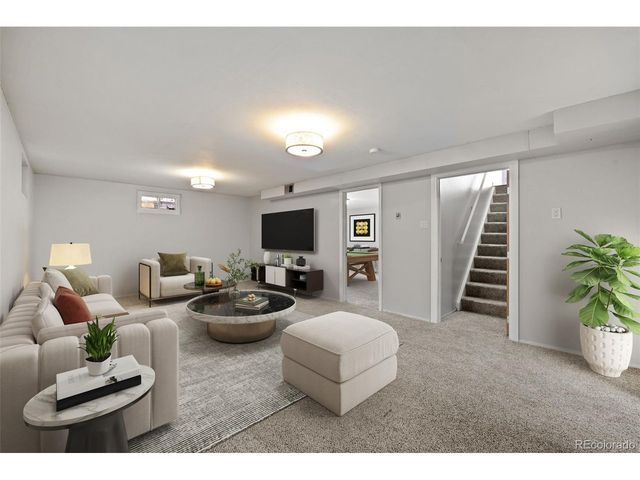 6171 Hoyt St, Arvada, CO 80004