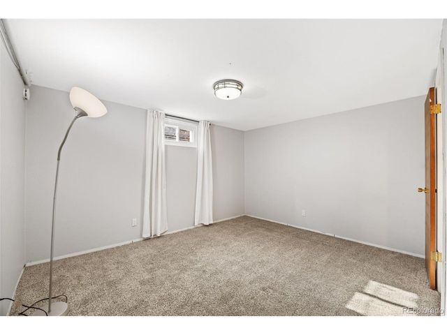 6171 Hoyt St, Arvada, CO 80004