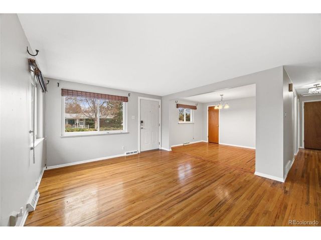 6171 Hoyt St, Arvada, CO 80004