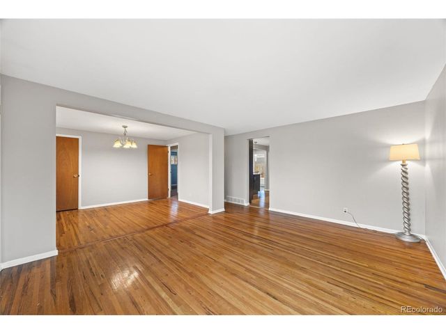 6171 Hoyt St, Arvada, CO 80004