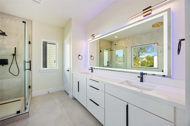 7127 England Street, Houston, TX 77021