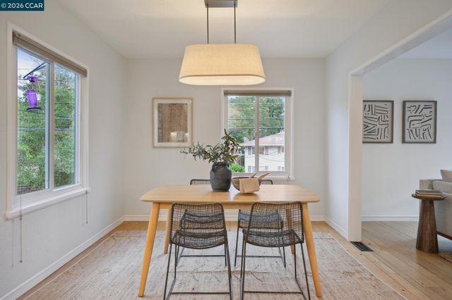 3927 Canon Ave, Oakland, CA 94602