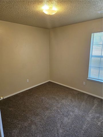 1901 Dogwood Place, Springdale, AR 72762