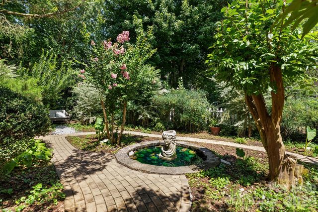 2608 Saintfield Place, Charlotte, NC 28270