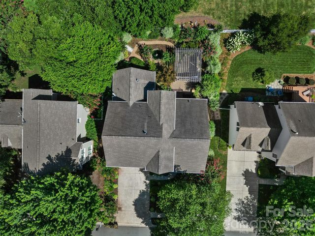 2608 Saintfield Place, Charlotte, NC 28270