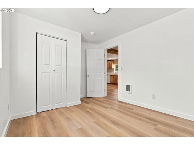 954 Ne NORWAY St, Salem, OR 97301