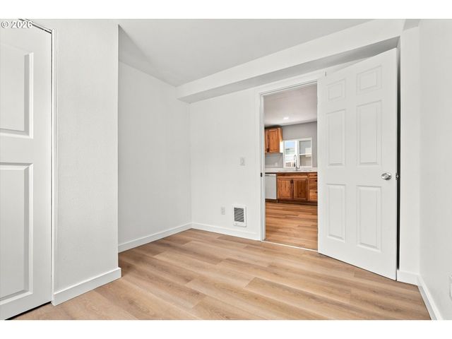 954 Ne NORWAY St, Salem, OR 97301
