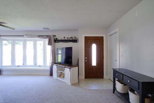 208 1st Street, Parkersburg, IA 50665