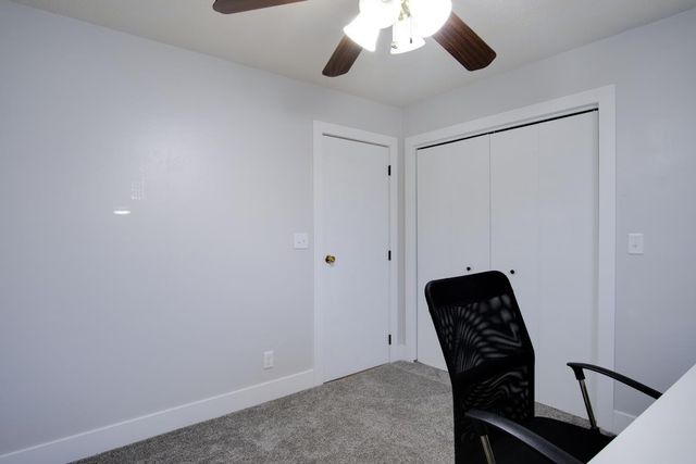208 1st Street, Parkersburg, IA 50665