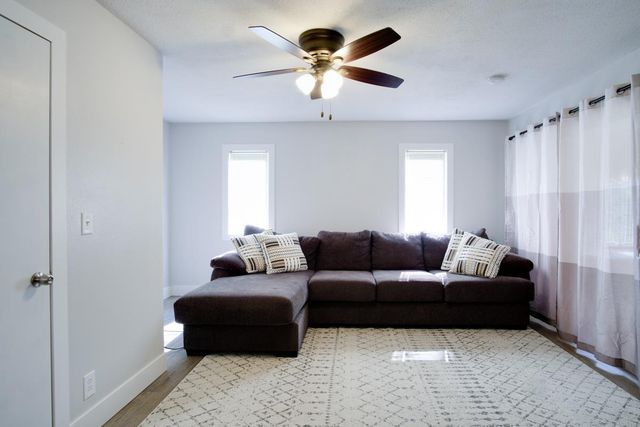 208 1st Street, Parkersburg, IA 50665