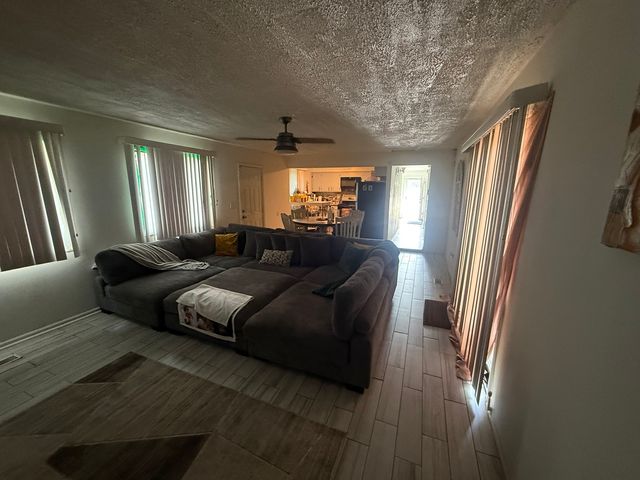 15205 Dorchester Avenue, Dolton, IL 60419