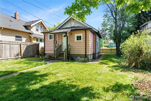 1914 S Cushman Avenue, Tacoma, WA 98405