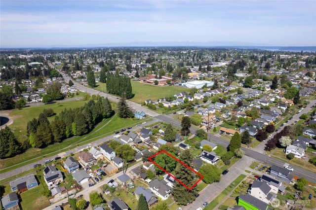 1914 S Cushman Avenue, Tacoma, WA 98405