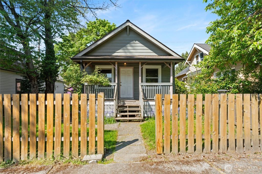 1914 S Cushman Avenue, Tacoma, WA 98405