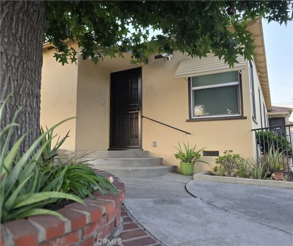 5724 California, Long Beach, CA 90805