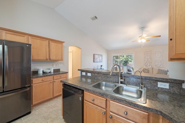 2406 Cumberland Way, Crestview, FL 32536