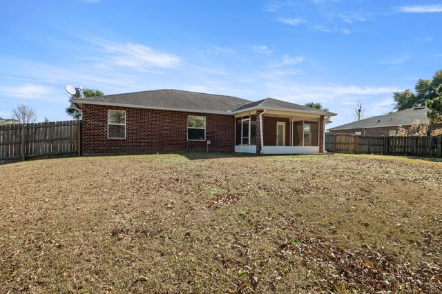 2406 Cumberland Way, Crestview, FL 32536