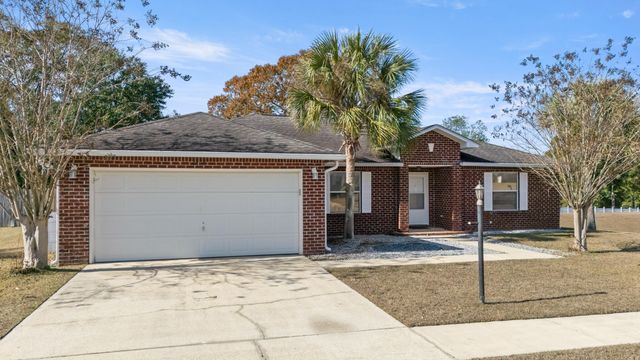 2406 Cumberland Way, Crestview, FL 32536