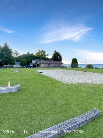 103 Norway Road, Roscommon, MI 48653