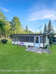 103 Norway Road, Roscommon, MI 48653