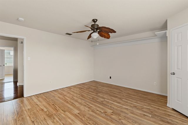 1416 Erin Drive, Burleson, TX 76028