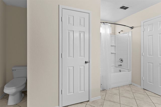 1416 Erin Drive, Burleson, TX 76028