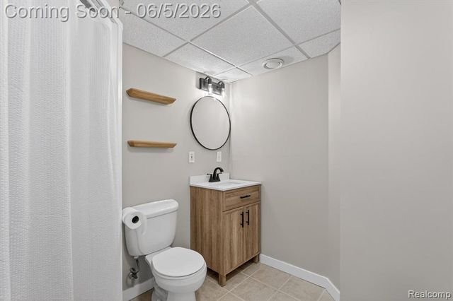 14232 North Road, Fenton, MI 48430