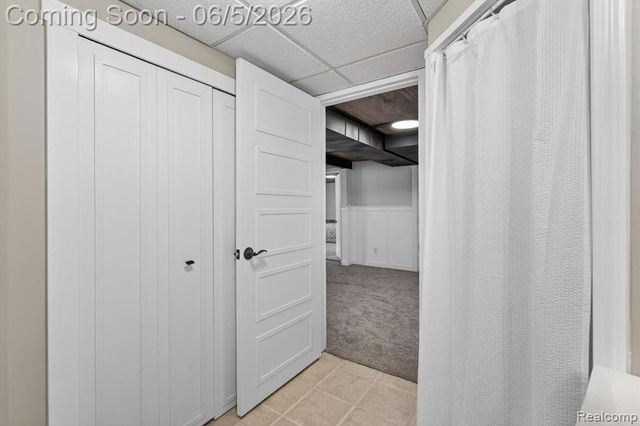 14232 North Road, Fenton, MI 48430