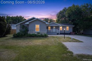 14232 North Road, Fenton, MI 48430
