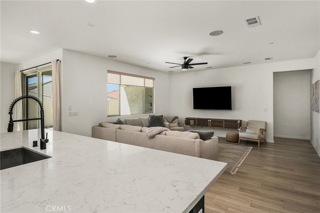 Image 28 of property listing at 29807 Pumpwood Court, Menifee, CA 92584