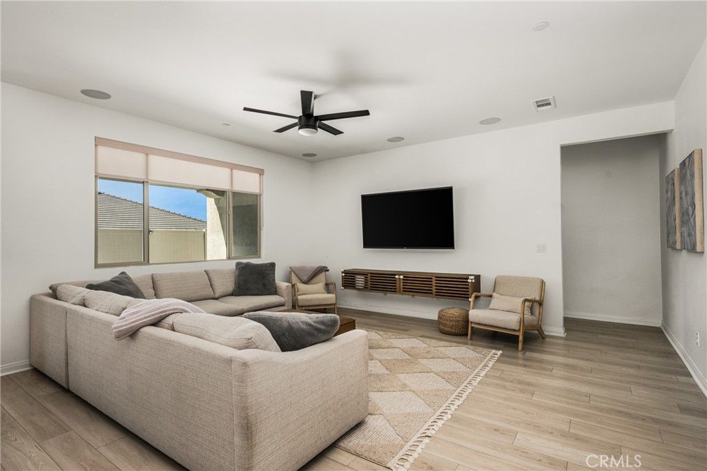 Image 29 of property listing at 29807 Pumpwood Court, Menifee, CA 92584