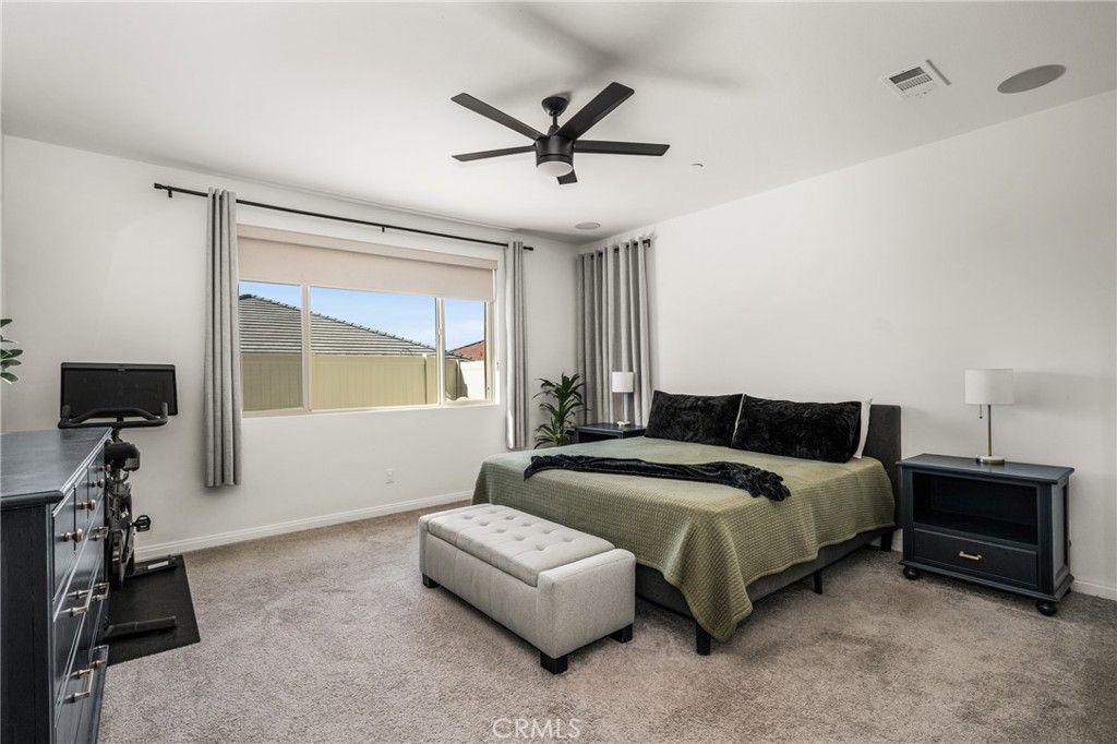 Image 32 of property listing at 29807 Pumpwood Court, Menifee, CA 92584