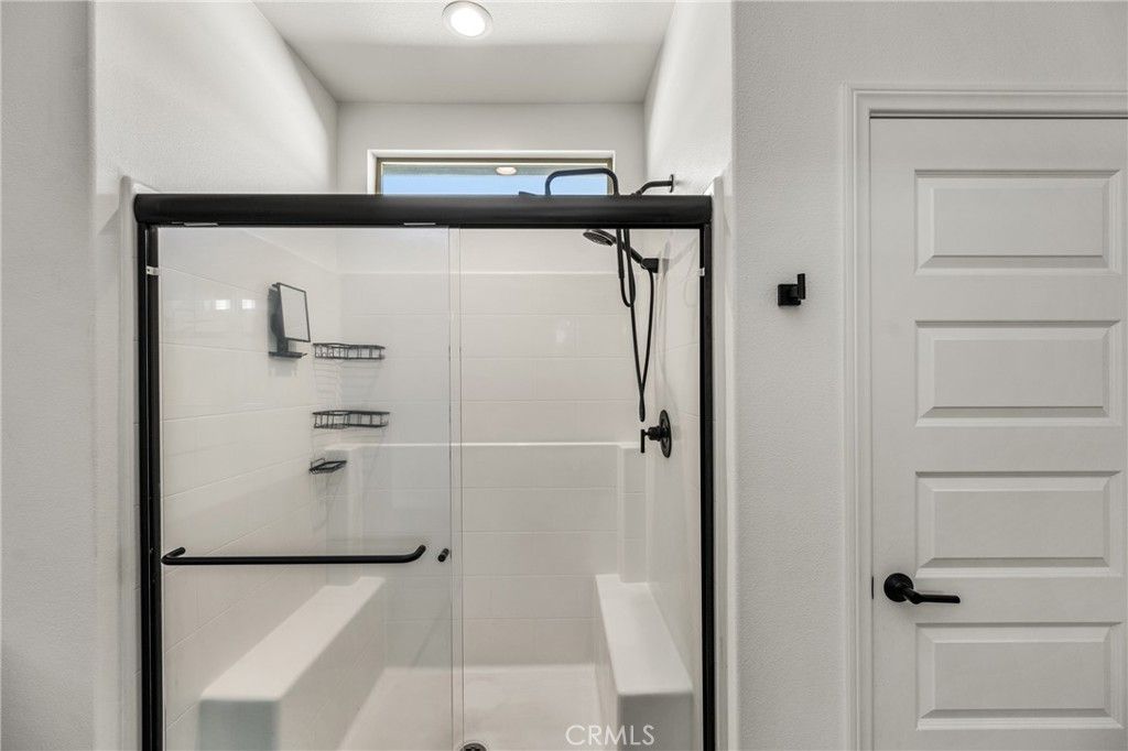 Image 39 of property listing at 29807 Pumpwood Court, Menifee, CA 92584