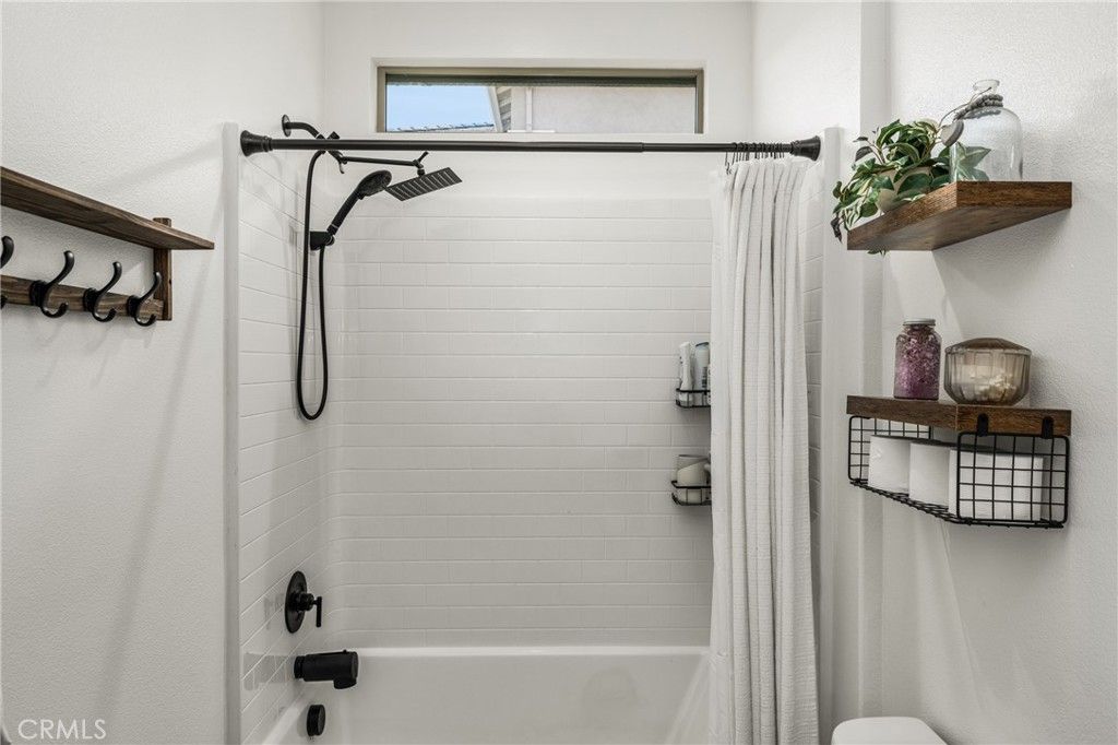 Image 42 of property listing at 29807 Pumpwood Court, Menifee, CA 92584