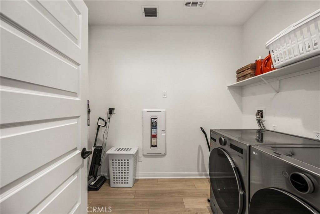 Image 47 of property listing at 29807 Pumpwood Court, Menifee, CA 92584