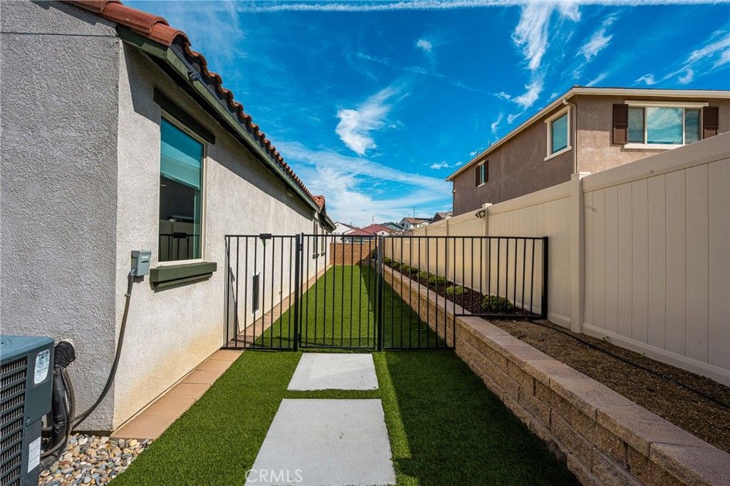 Image 55 of property listing at 29807 Pumpwood Court, Menifee, CA 92584