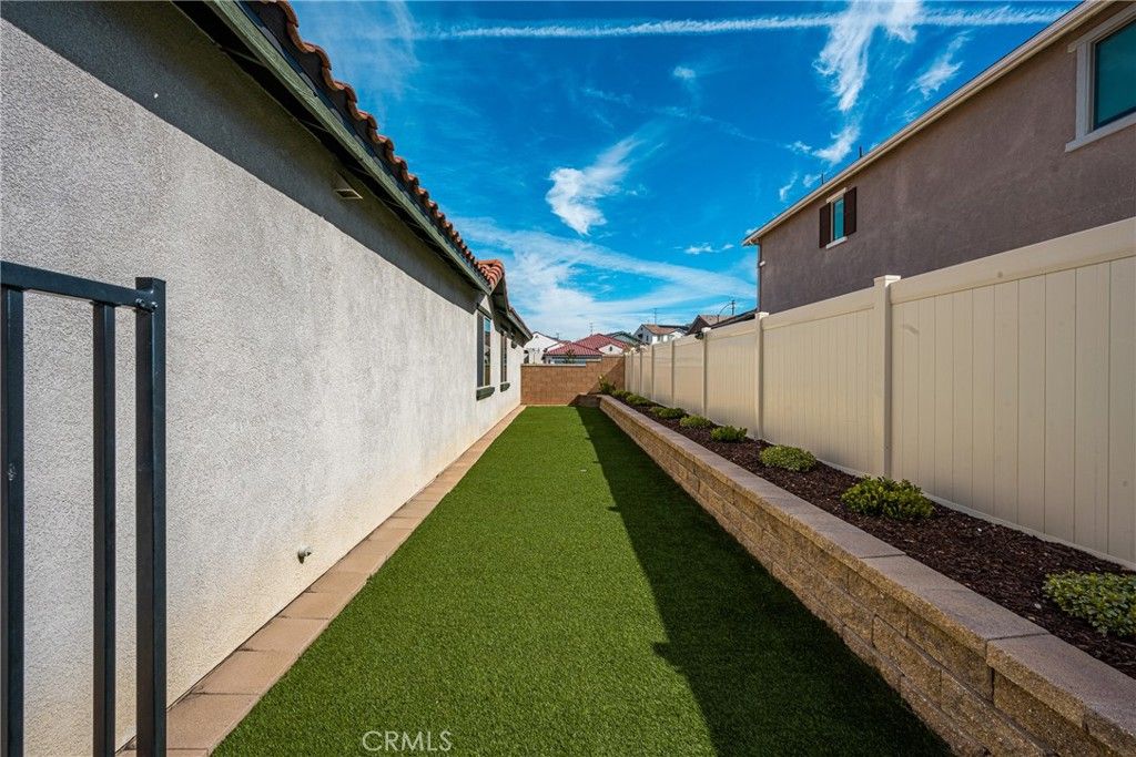 Image 56 of property listing at 29807 Pumpwood Court, Menifee, CA 92584