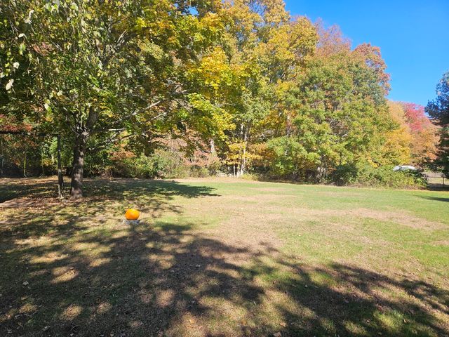 10 Rounseville St, New Bedford, MA 02745